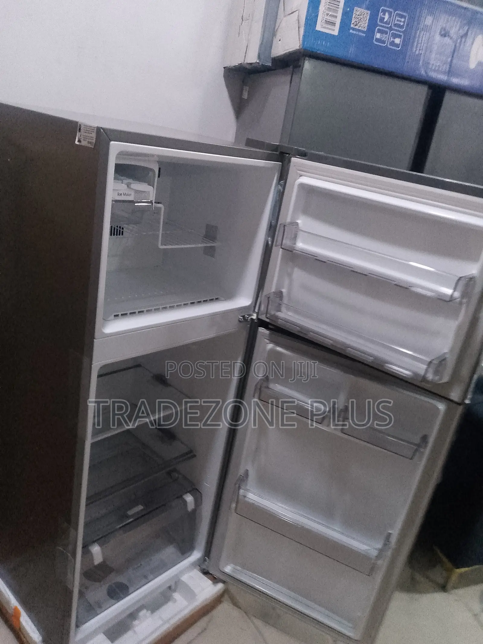 LG 260L Double Door Fridge – Efficient Cooling