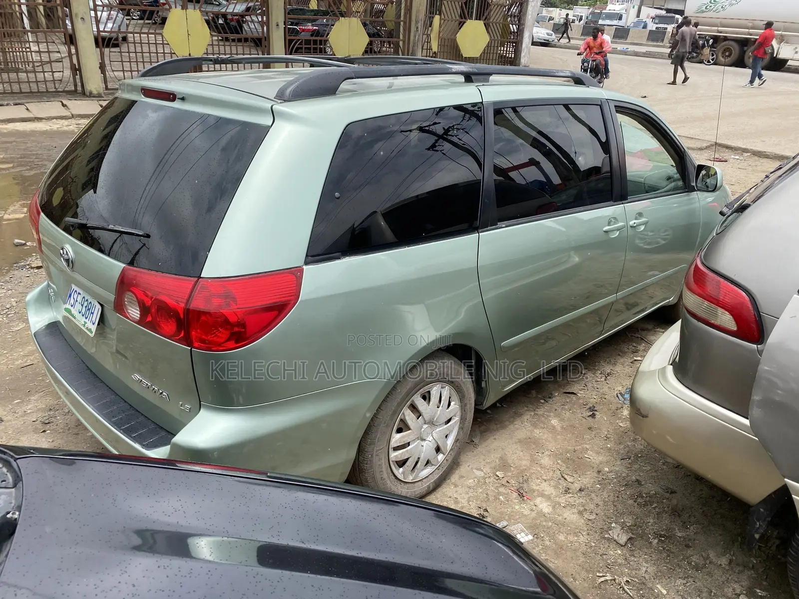 Toyota Sienna LE 4WD 2007 Green