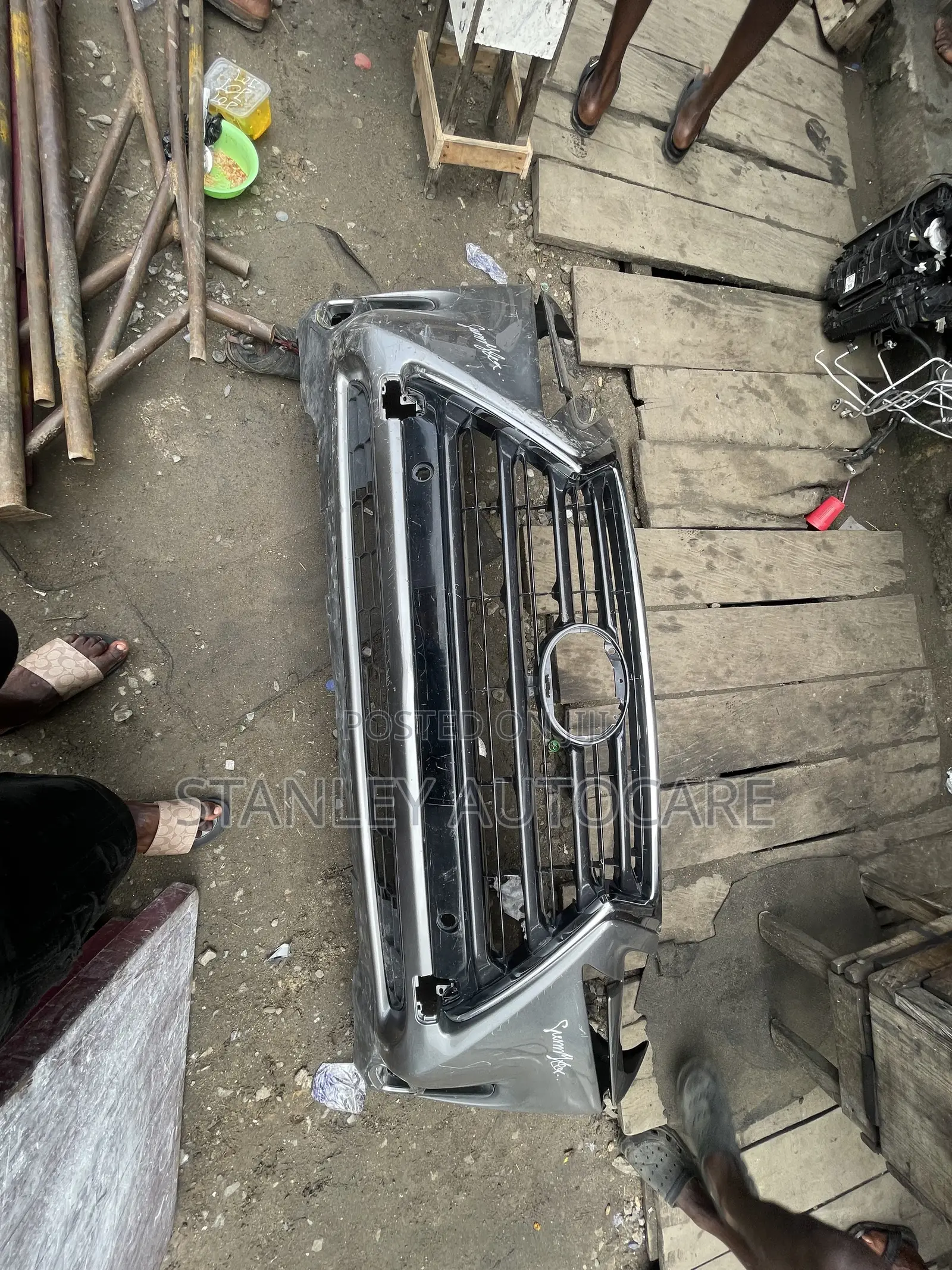 Complete Front Bumper NX200