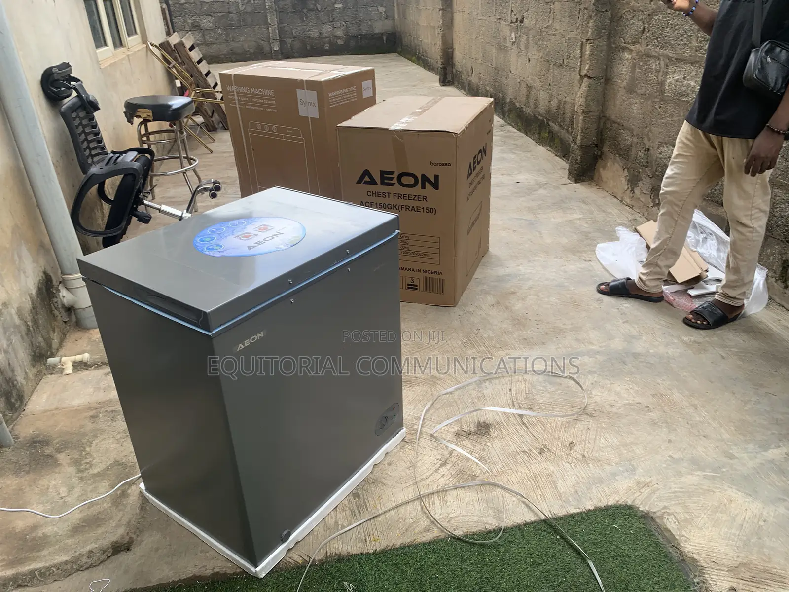 AEON 150L Chest Freezer – Organized Frozen Storage