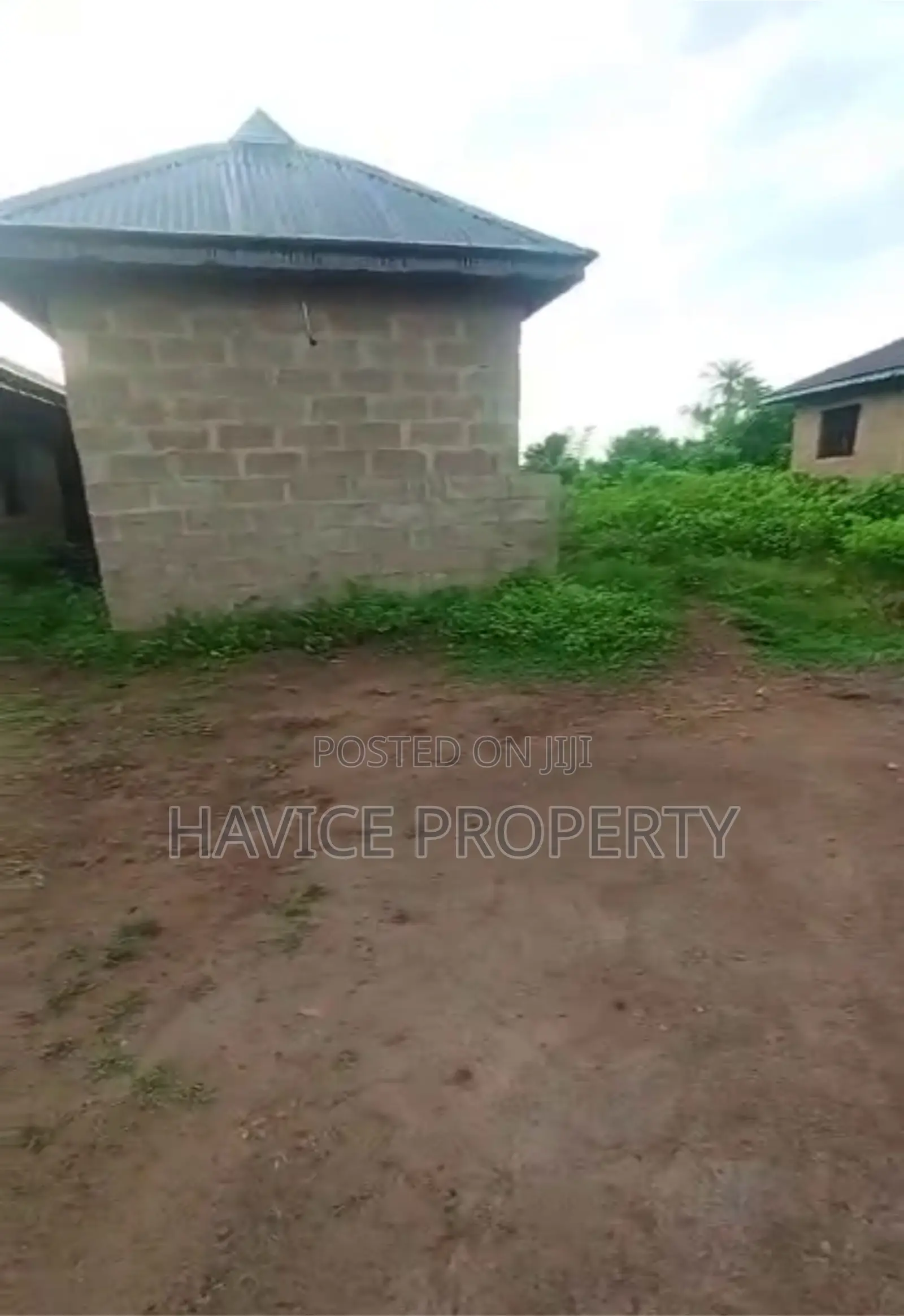 6bdrm Block of Flats in Ore Village, Lagelu for sale