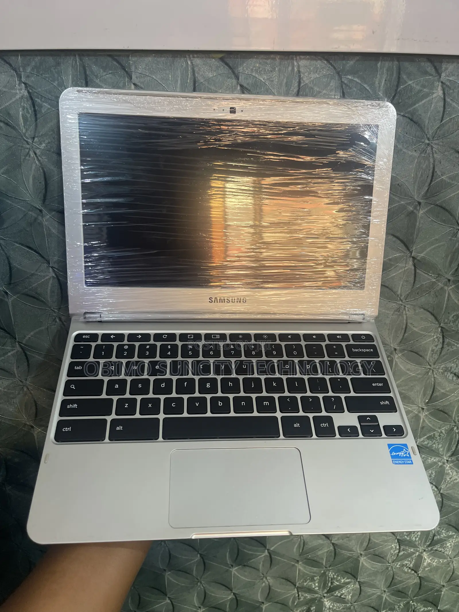 Laptop Samsung Chromebook Pro 4GB Intel Pentium SSD 32GB