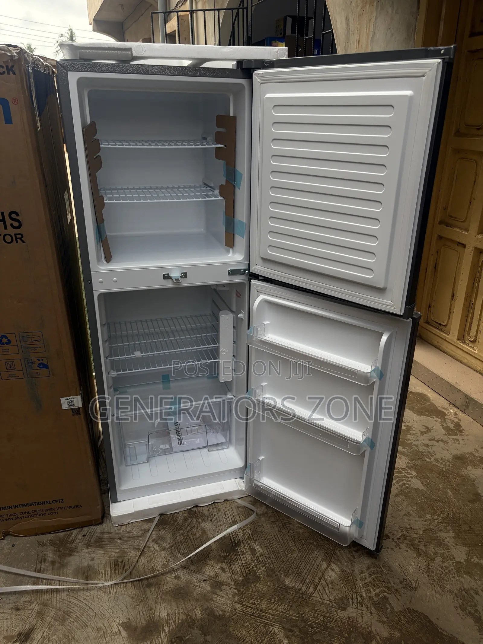 Skyrun 195L Double Door Fridge and Freezer