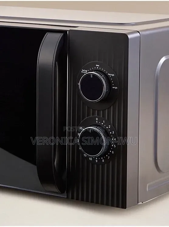 Textured 17L Manual Microwave Oven