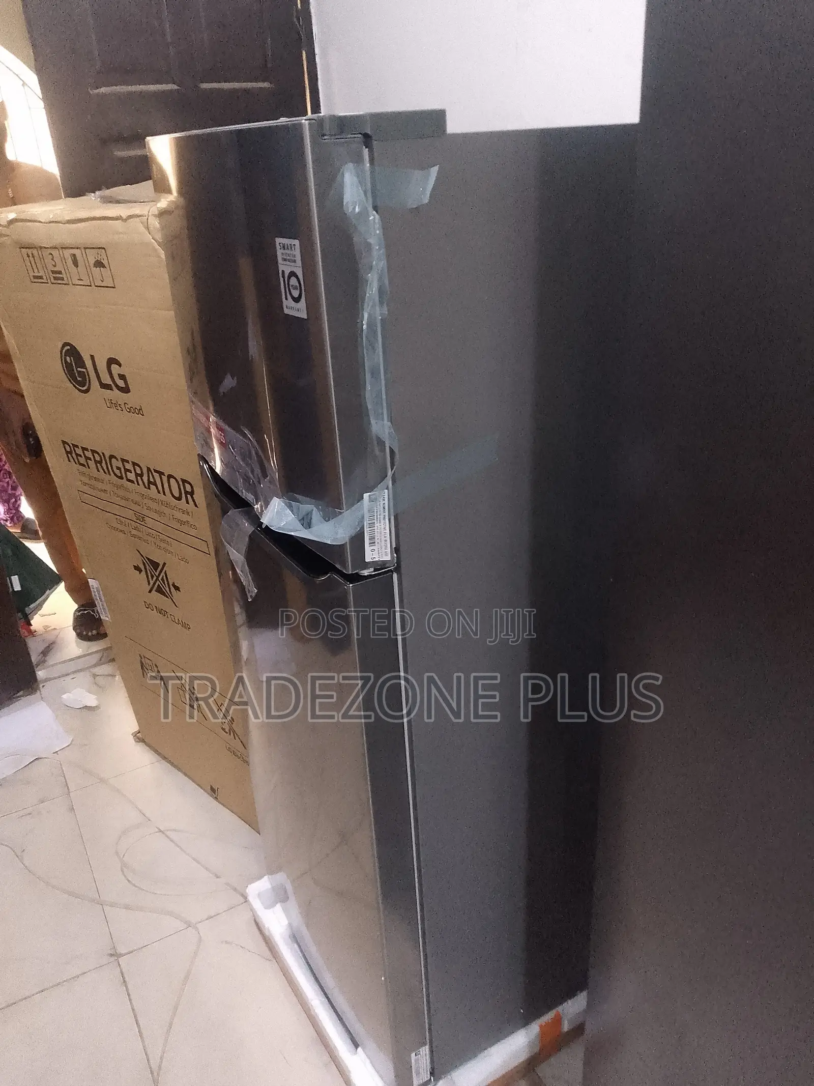 LG Double Door Inverter Refrigerator – 260L Family Fridge