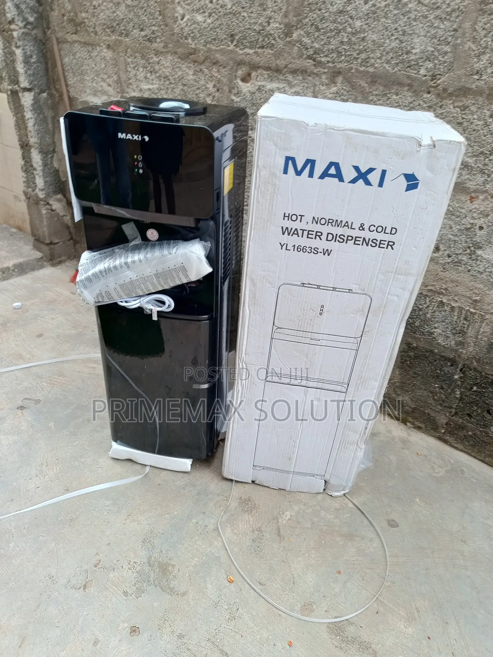 Never Wait for Water Again: Maxi 1663s-W 3-Tap Dispenser