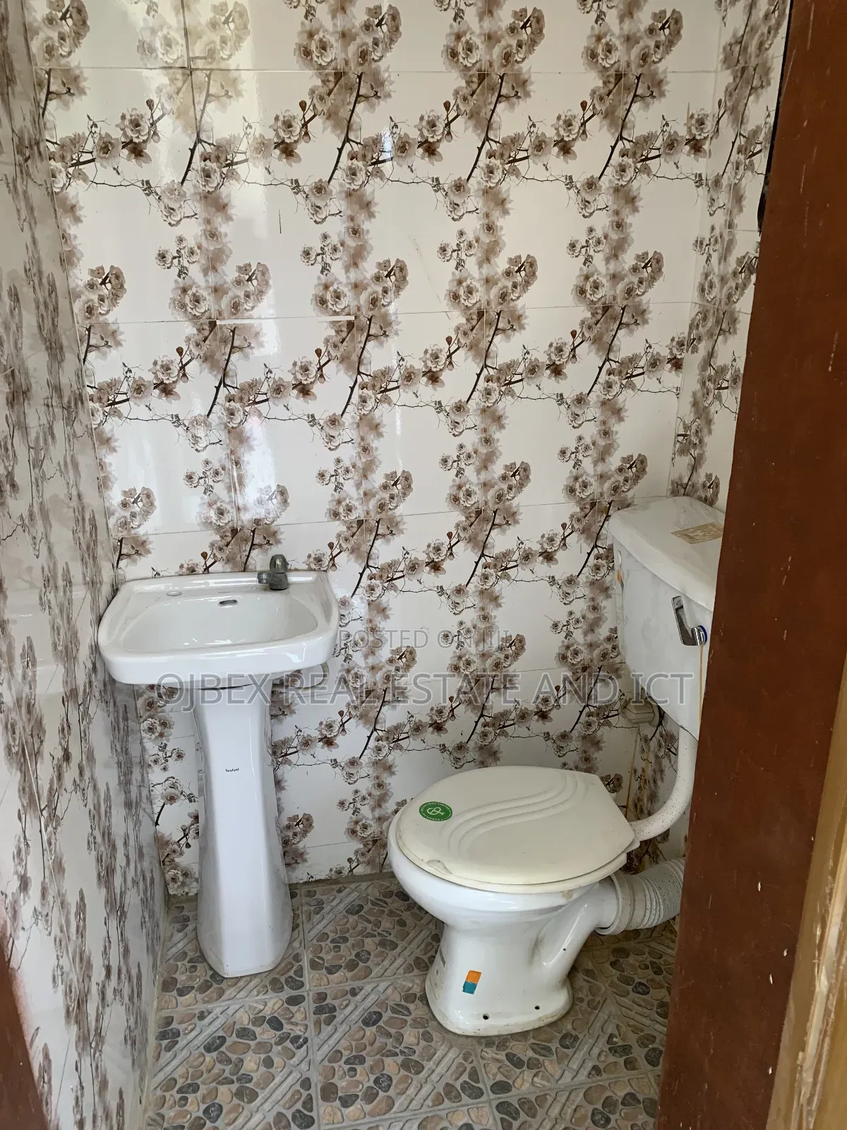 Furnished 2bdrm Block of Flats in Abijo, Ajah for rent