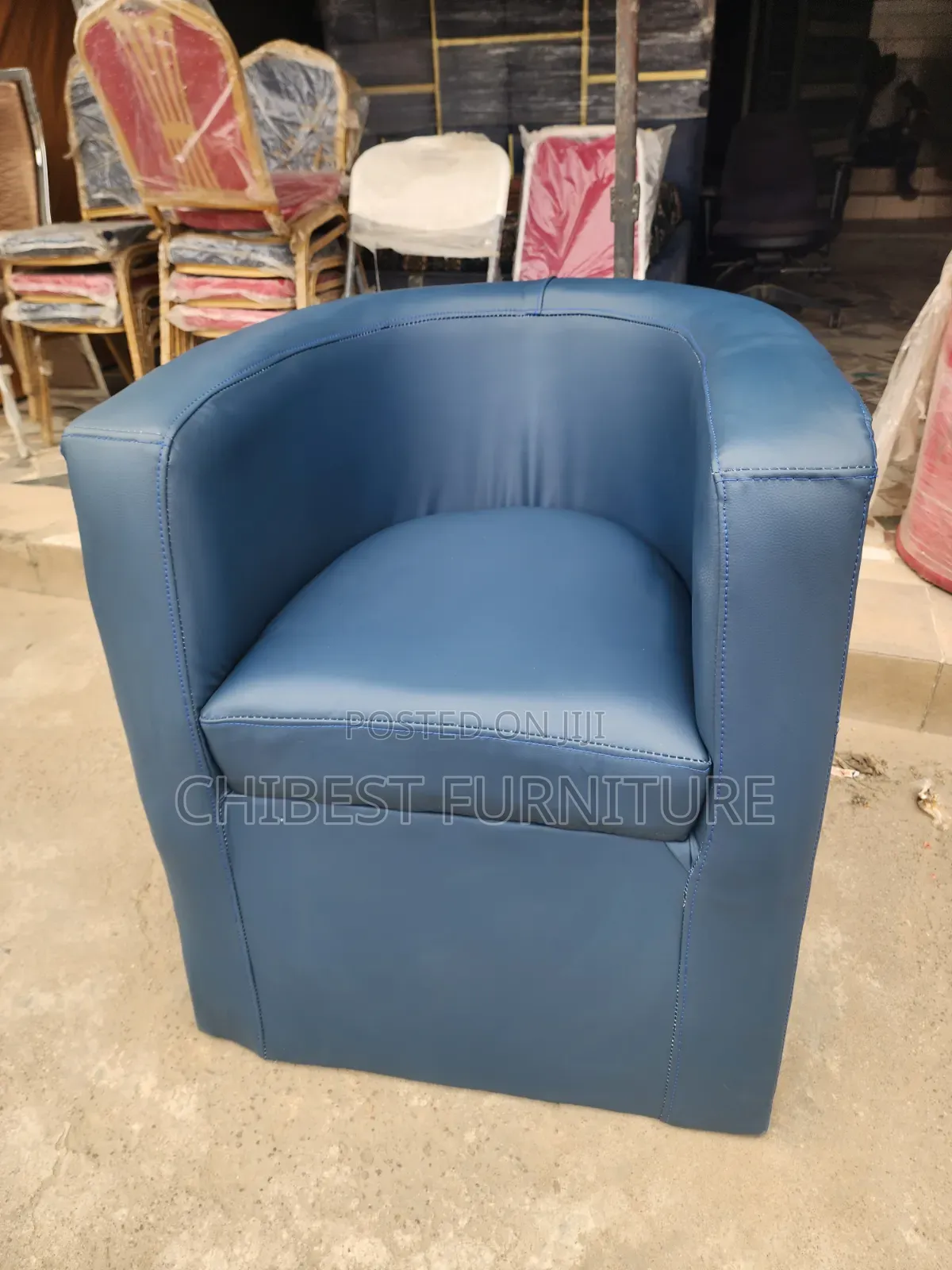 Brand New Single Leather Sofa Couch.