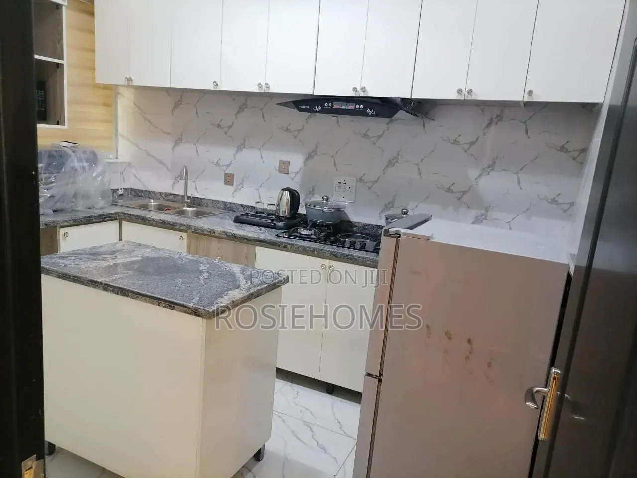 Furnished 2bdrm Duplex in Thomas Estate for rent