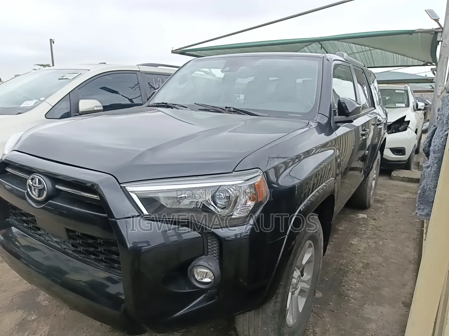 Toyota 4-Runner SR5 4WD 2024 Black