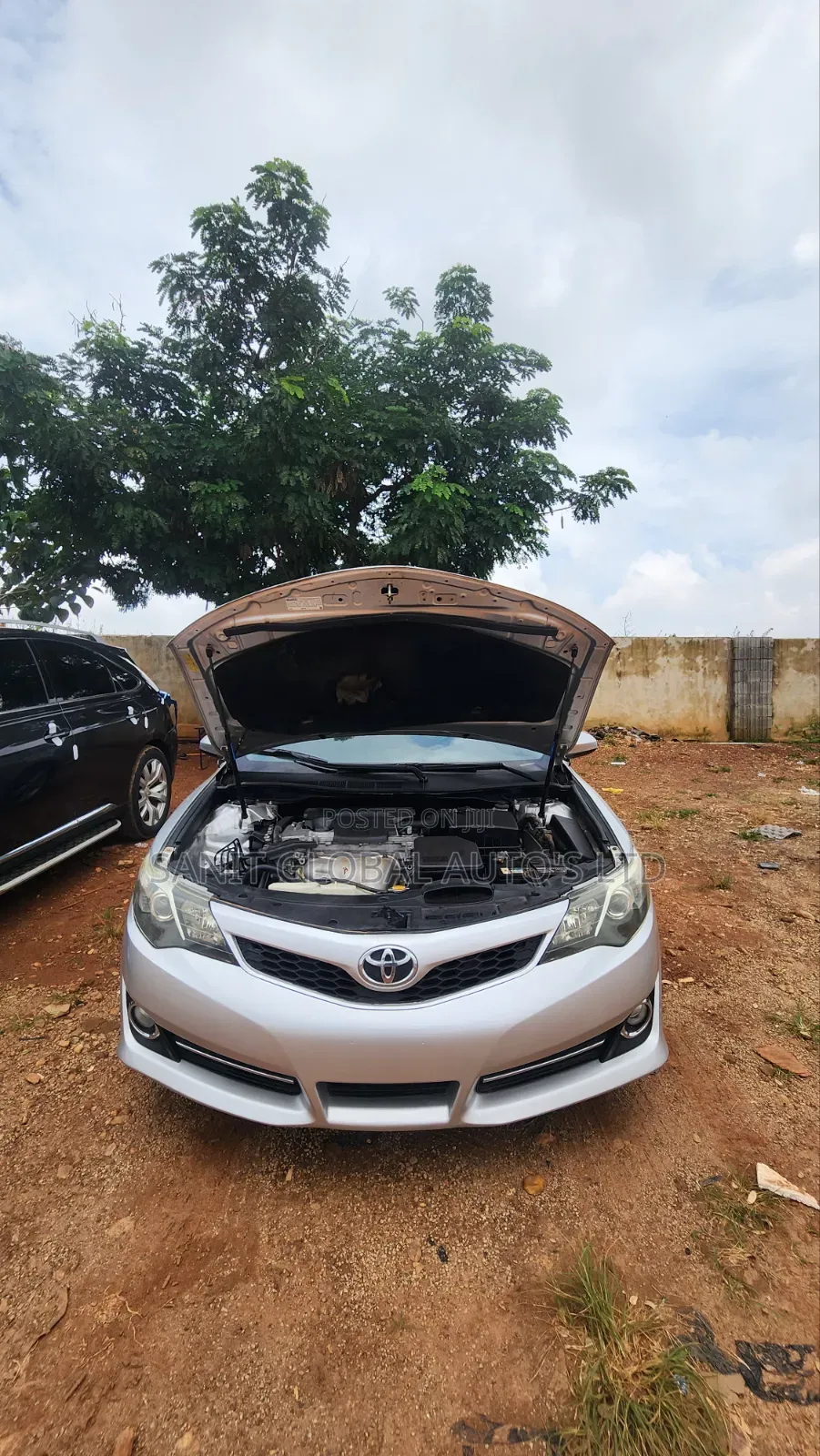 Toyota Camry SE 4dr Sedan (2.5L 4cyl 6A) 2013 Silver