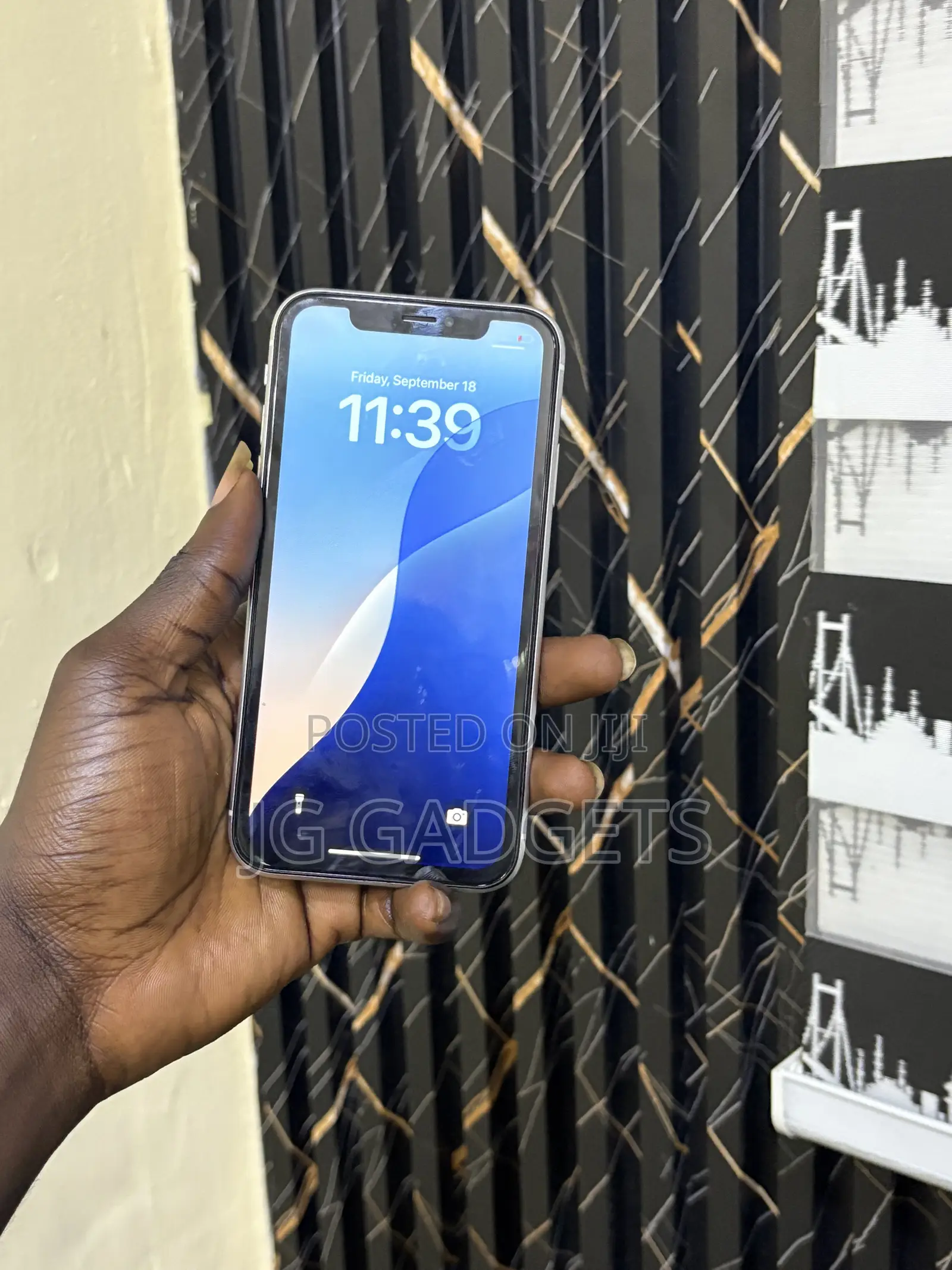 Apple iPhone XR 64 GB White