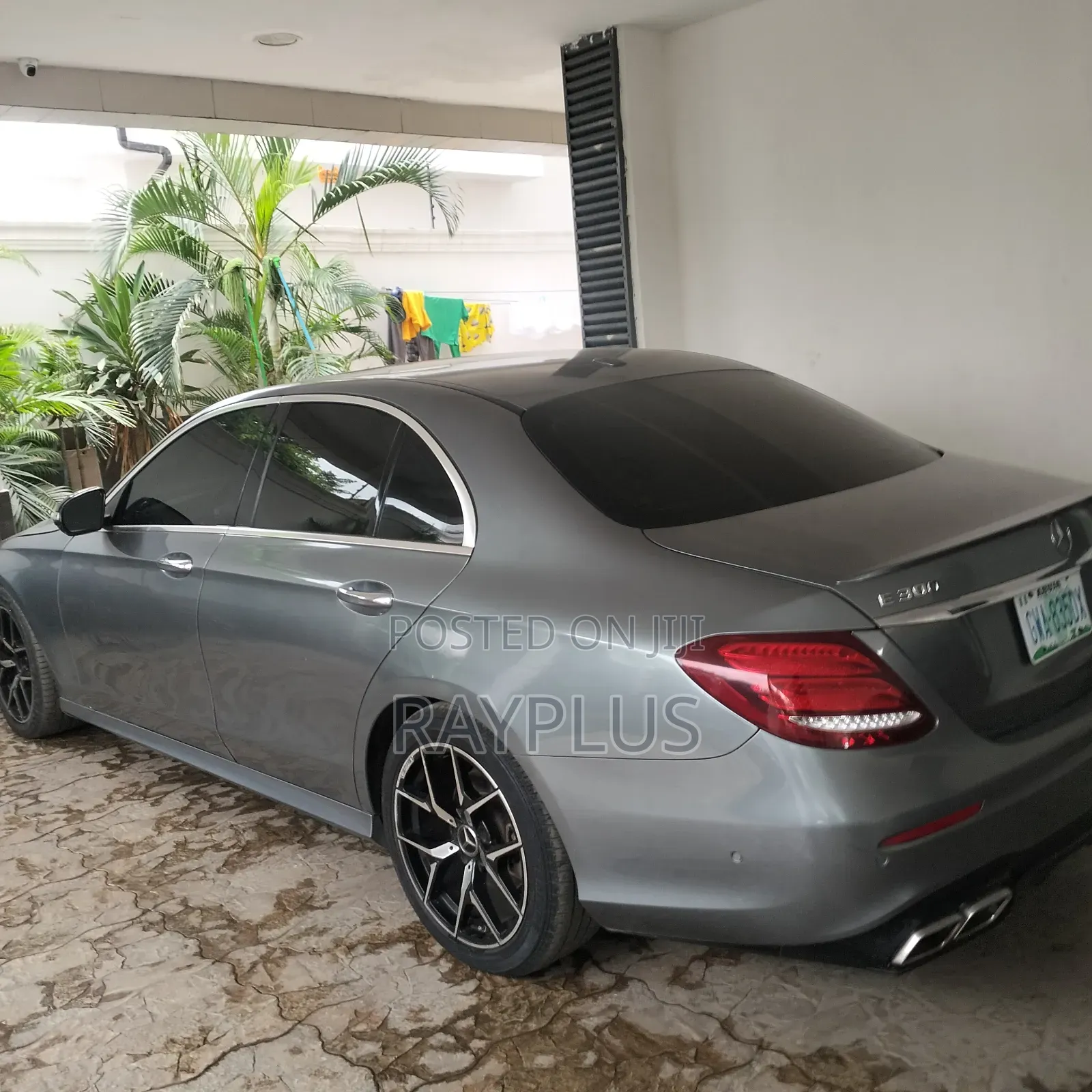 Mercedes-Benz E300 2017 Gray