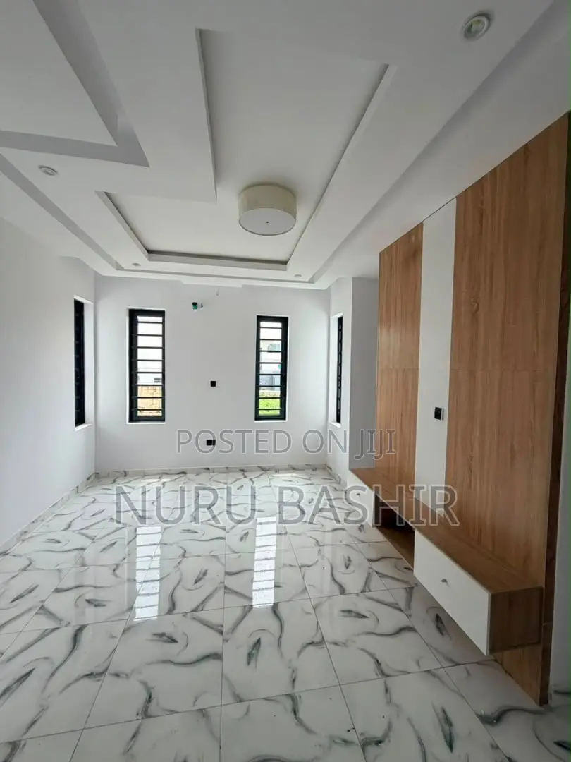 Furnished 4bdrm Duplex in Carlton Gate Estate, Akobo for sale