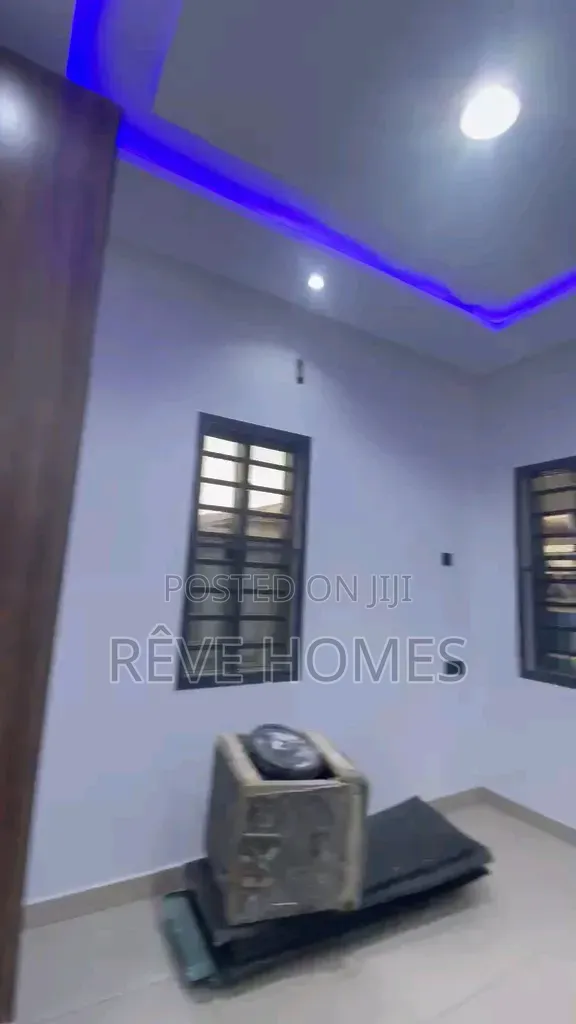 2bdrm Block of Flats in Kosofe / Kosofe for rent
