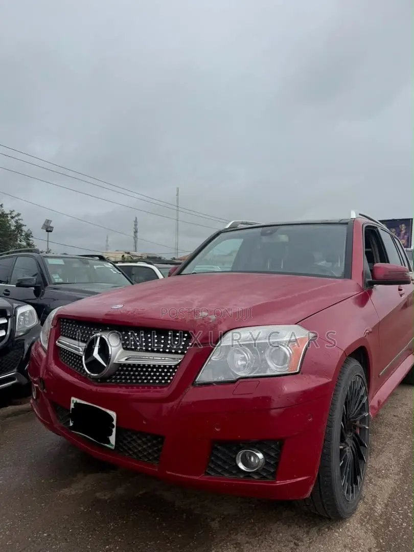 Mercedes-Benz GLK-Class 2010 Red