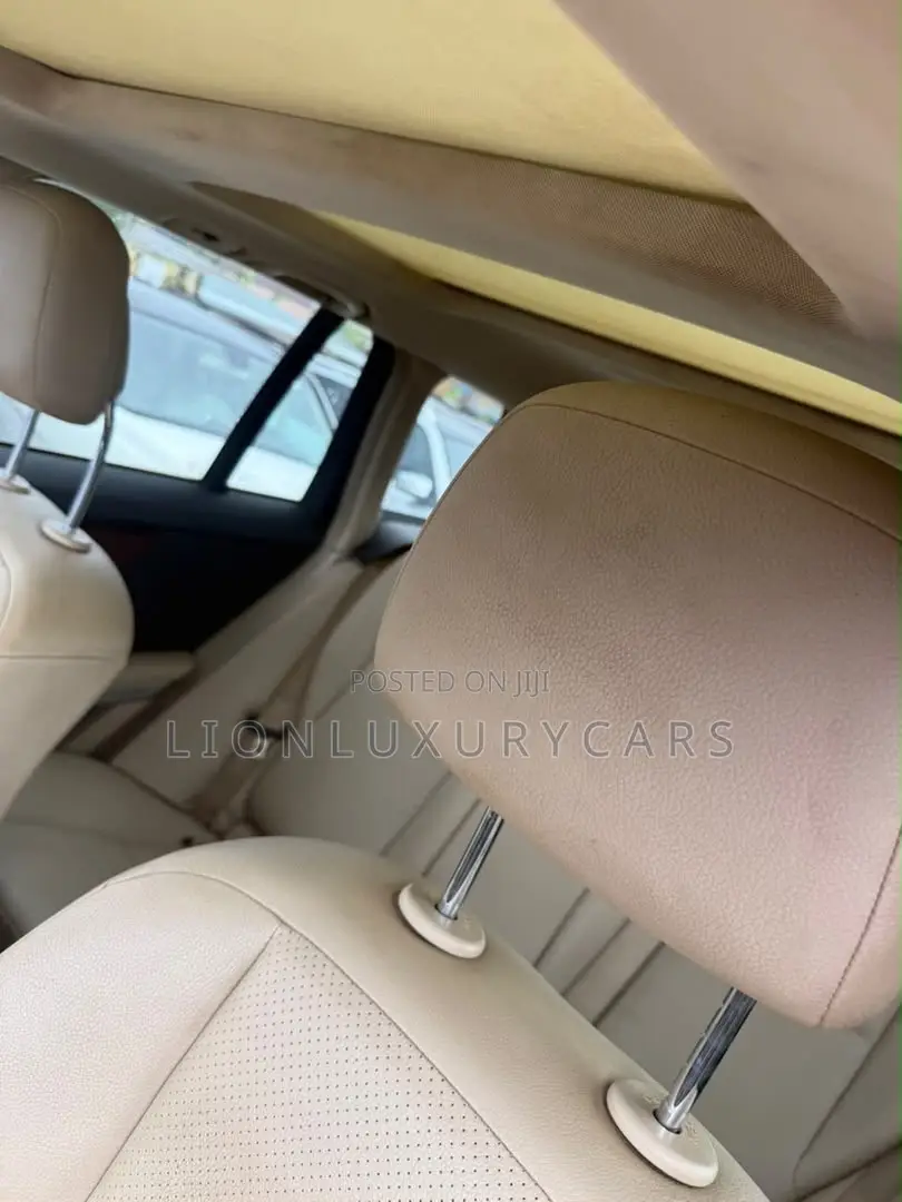 Mercedes-Benz GLK-Class 2010 Red
