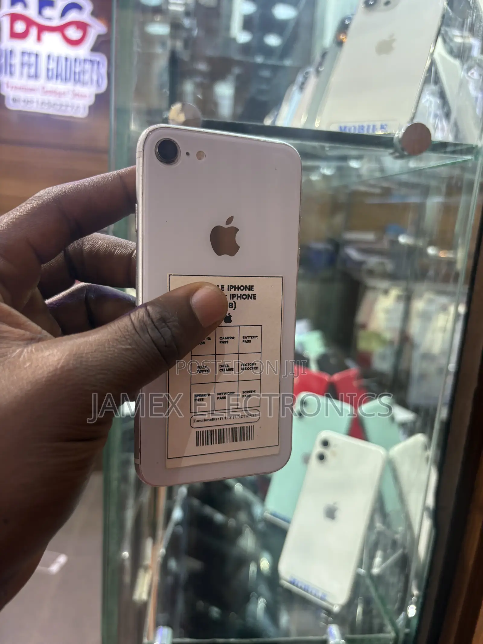 Apple iPhone SE (2020) 64 GB White