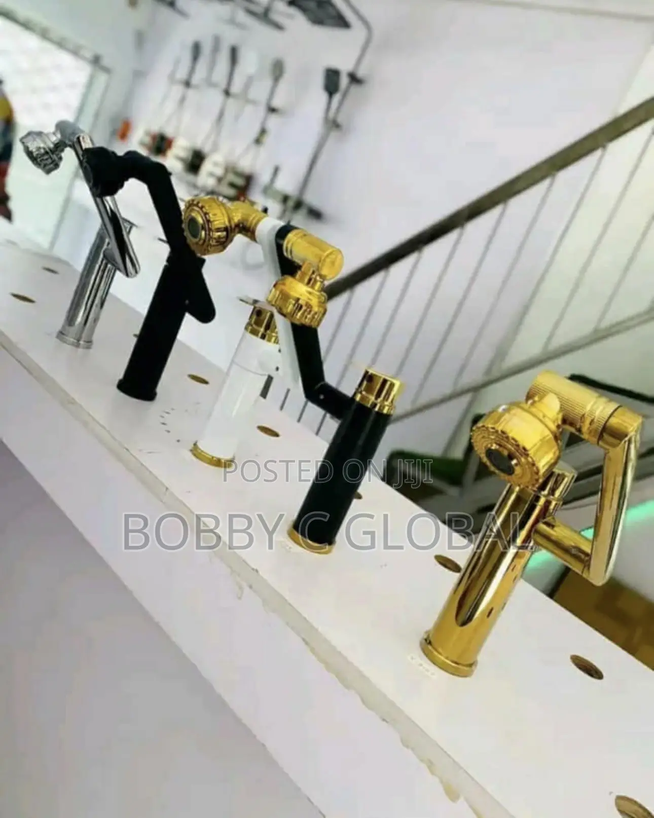 360° Rotating Basin Mixer Tap – Modern Hot Cold Faucet