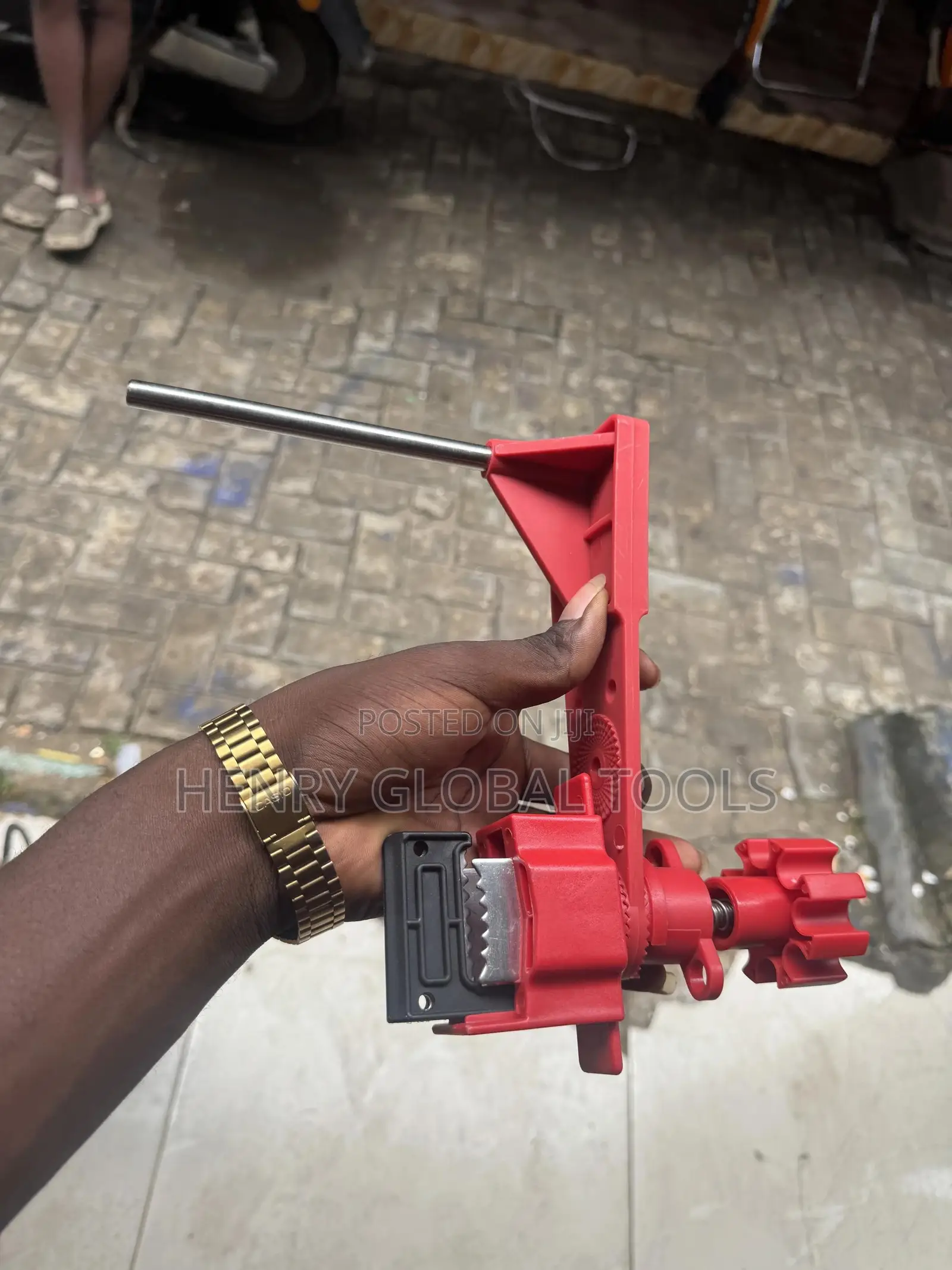 Heavy-Duty Adjustable Valve Lockout / LOTO Valve Lock