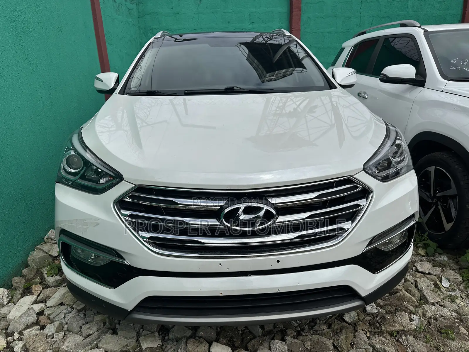 Hyundai Santa Fe Limited Ultimate FWD 2018 White