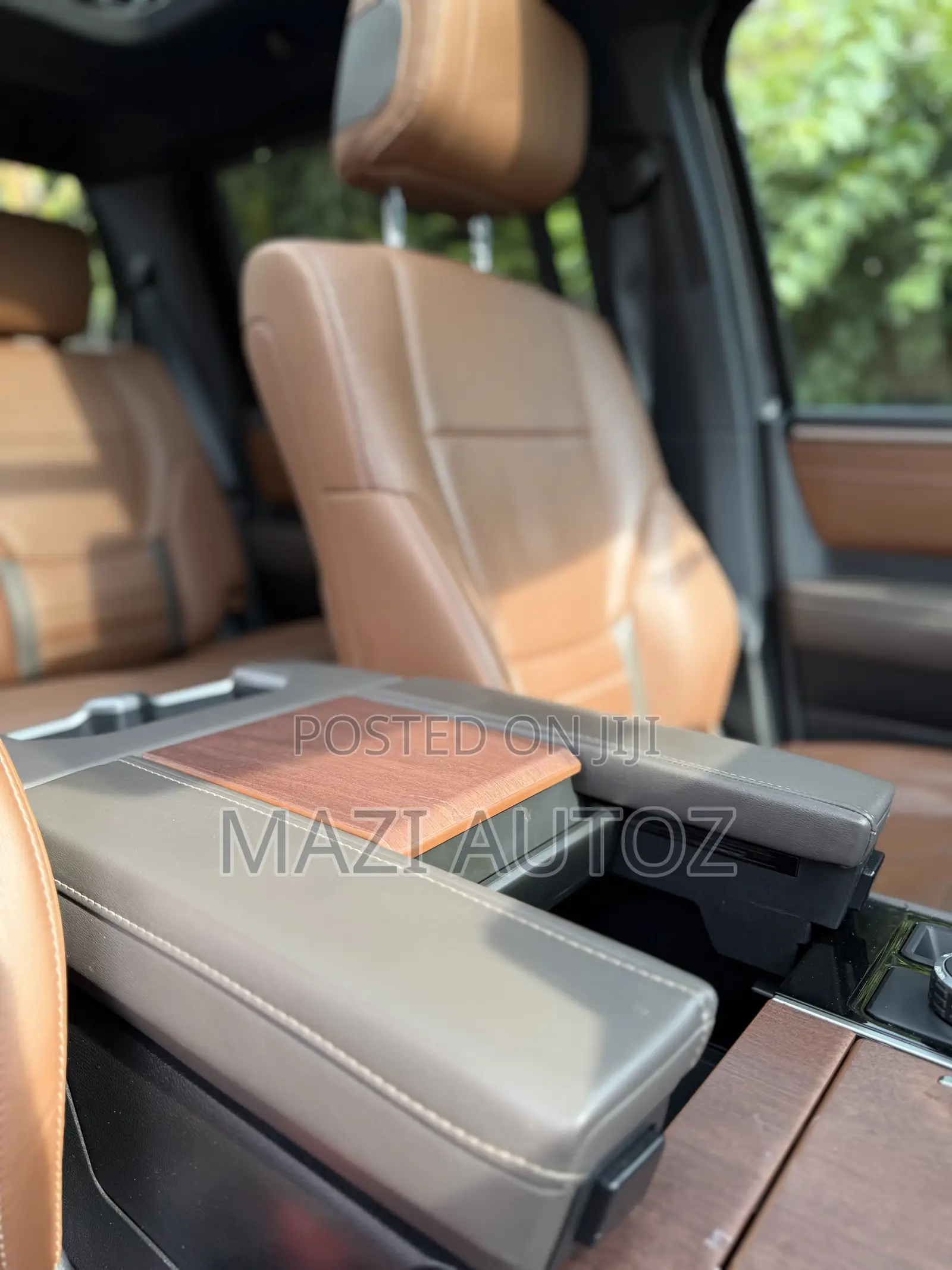 New Toyota Tundra 1794 Edition CrewMax 4WD SB w/5.5' Bed 2025 Gray