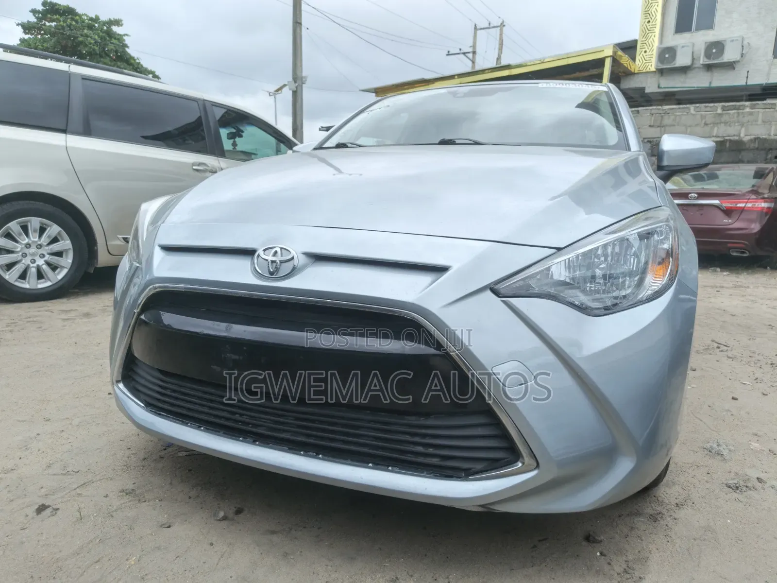 Scion iA Base 2016 Silver