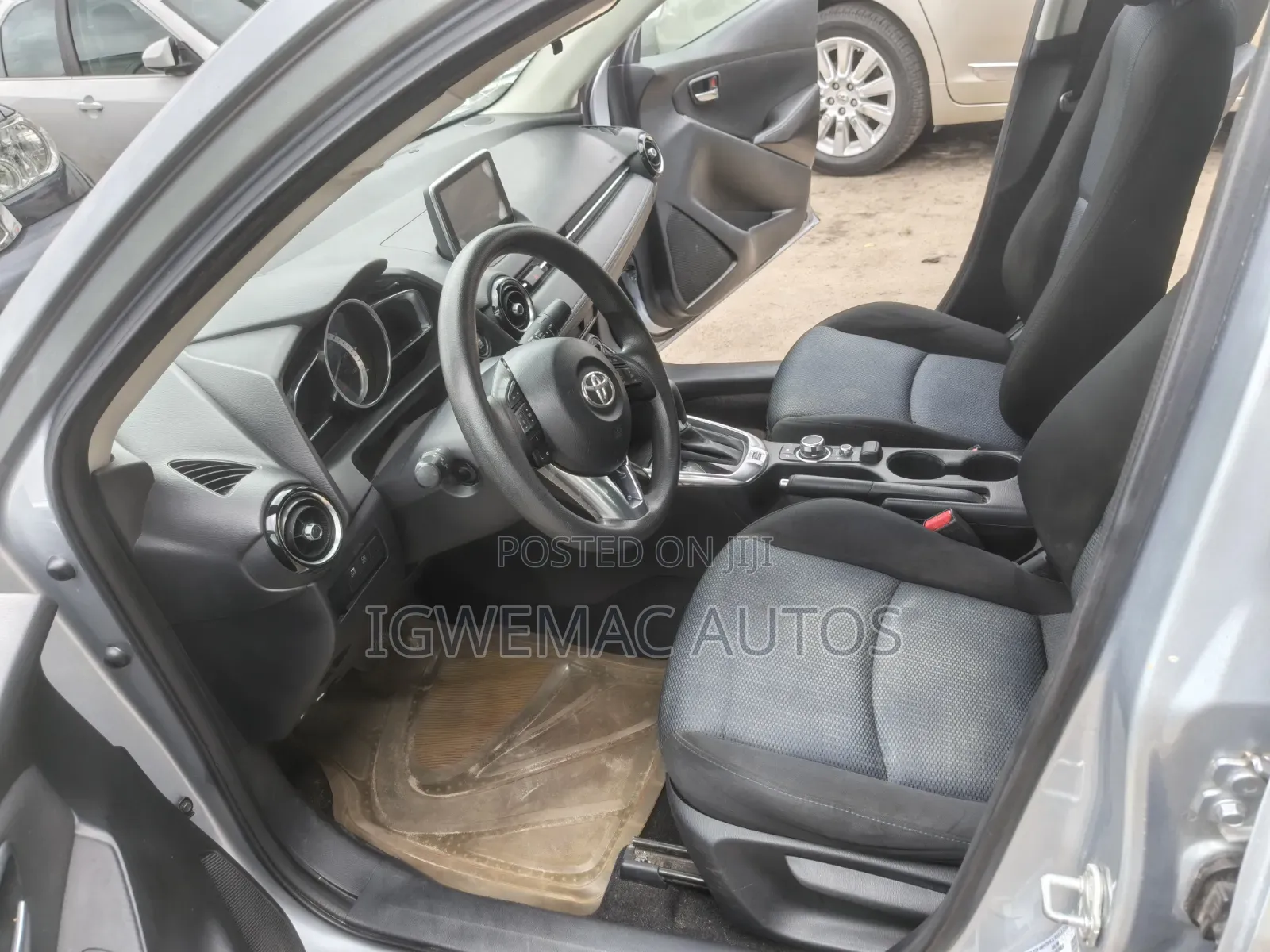 Scion iA Base 2016 Silver