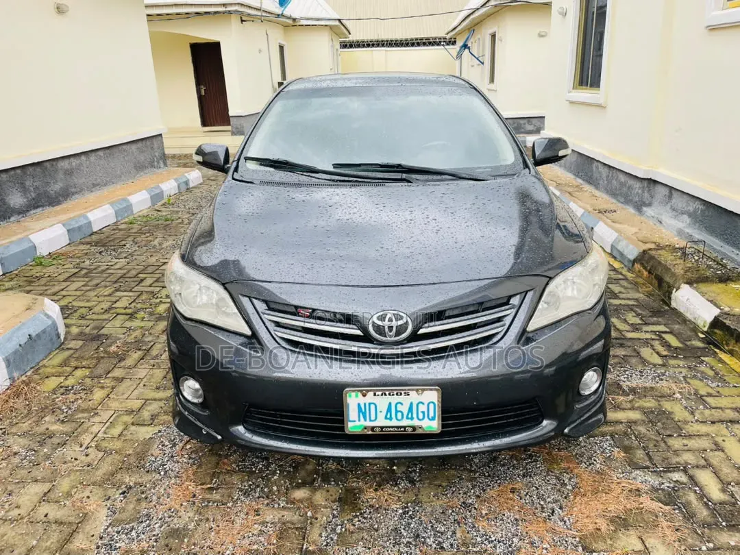 Toyota Corolla 2012