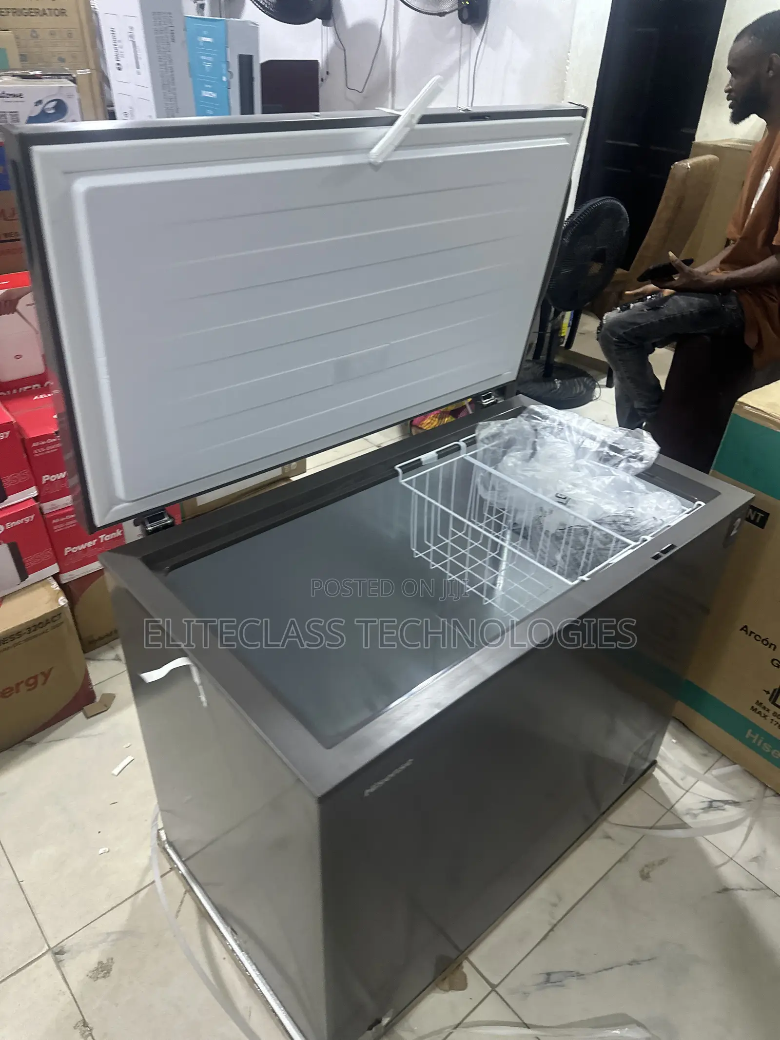 Hisense 250L Inverter Deep Chest Freezer