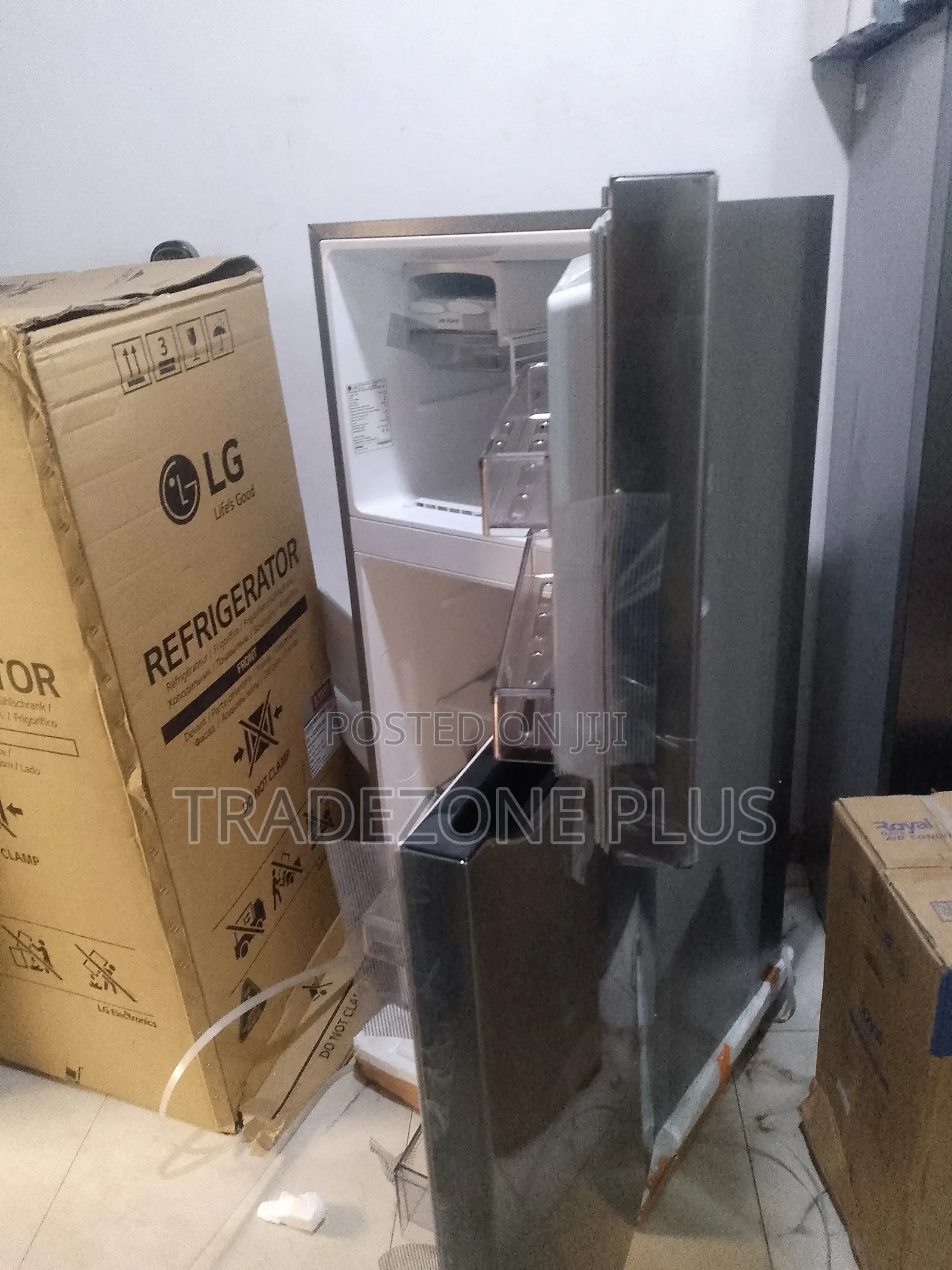 LG Inverter Double Door Fridge 260L – GL-C252SLBB | Great Storage