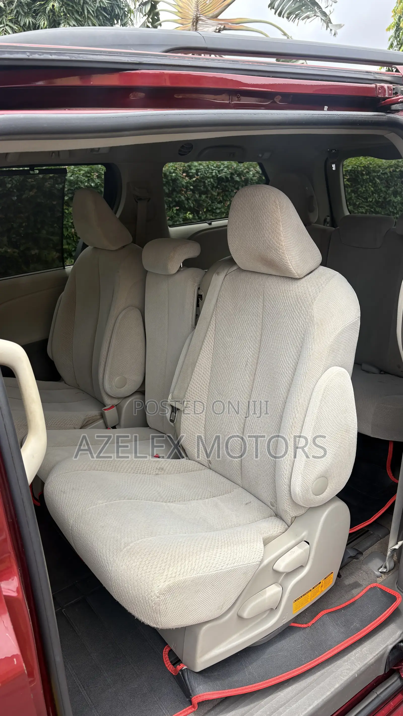 Toyota Sienna LE 8 Passenger 2012 Red