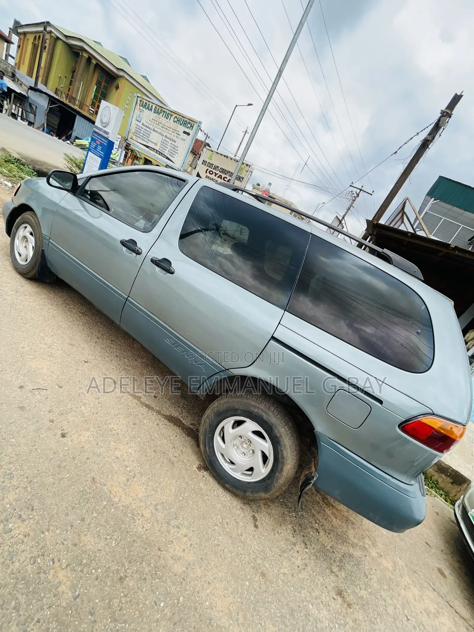 Toyota Sienna 2002 Green