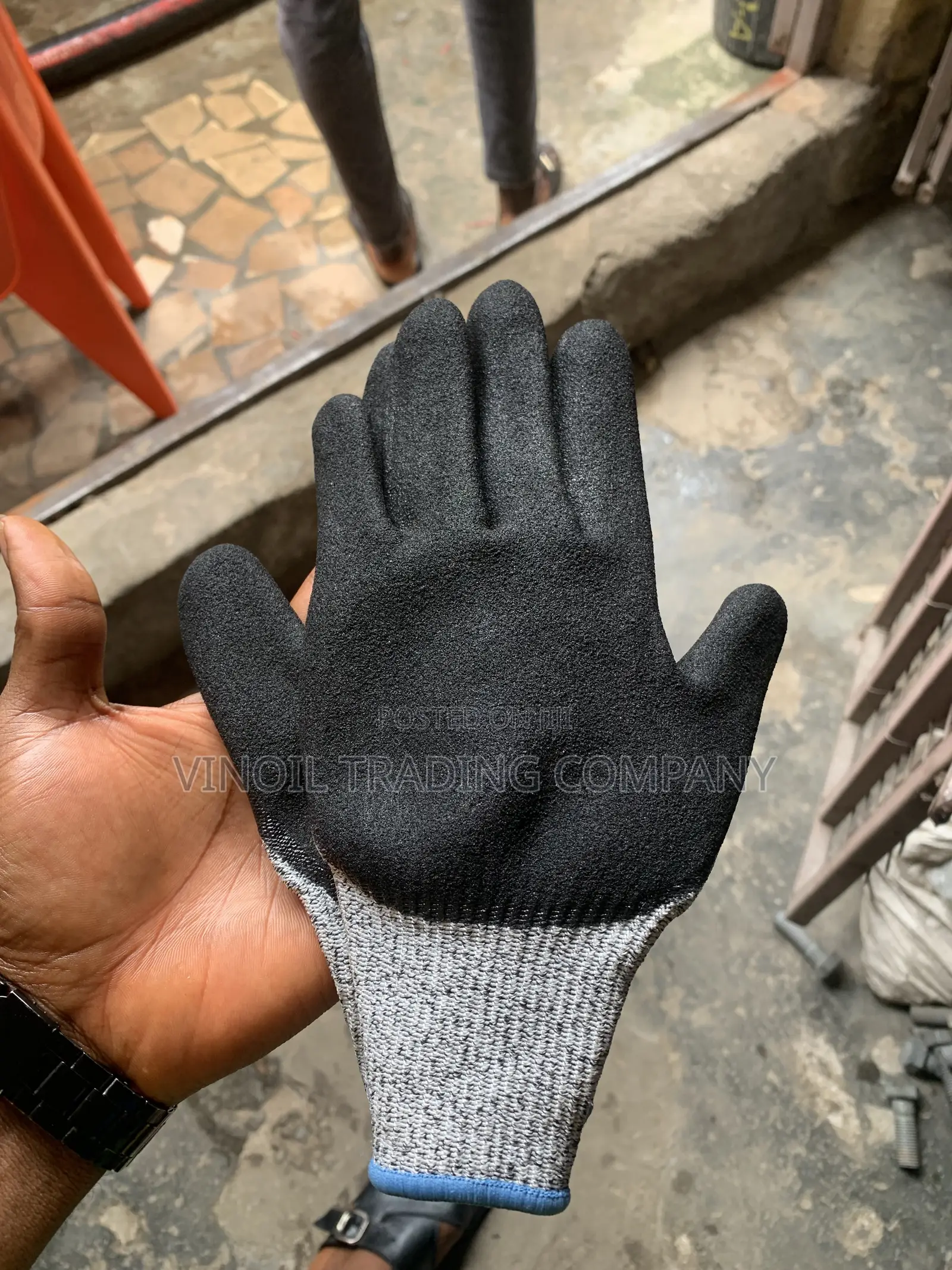Cut-Resistant Gloves - Level 5 / HPPE Nitrile Coated