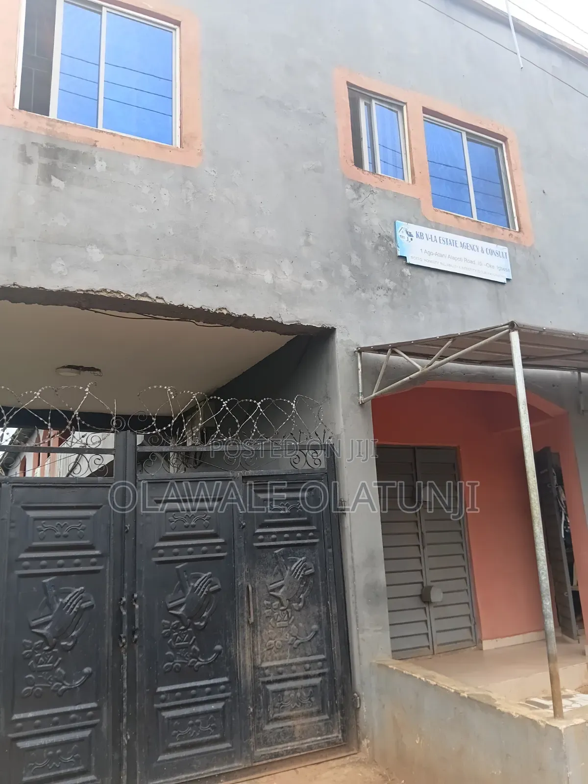 2bdrm Block of Flats in Idi Oke, Agbara-Igbesan for sale
