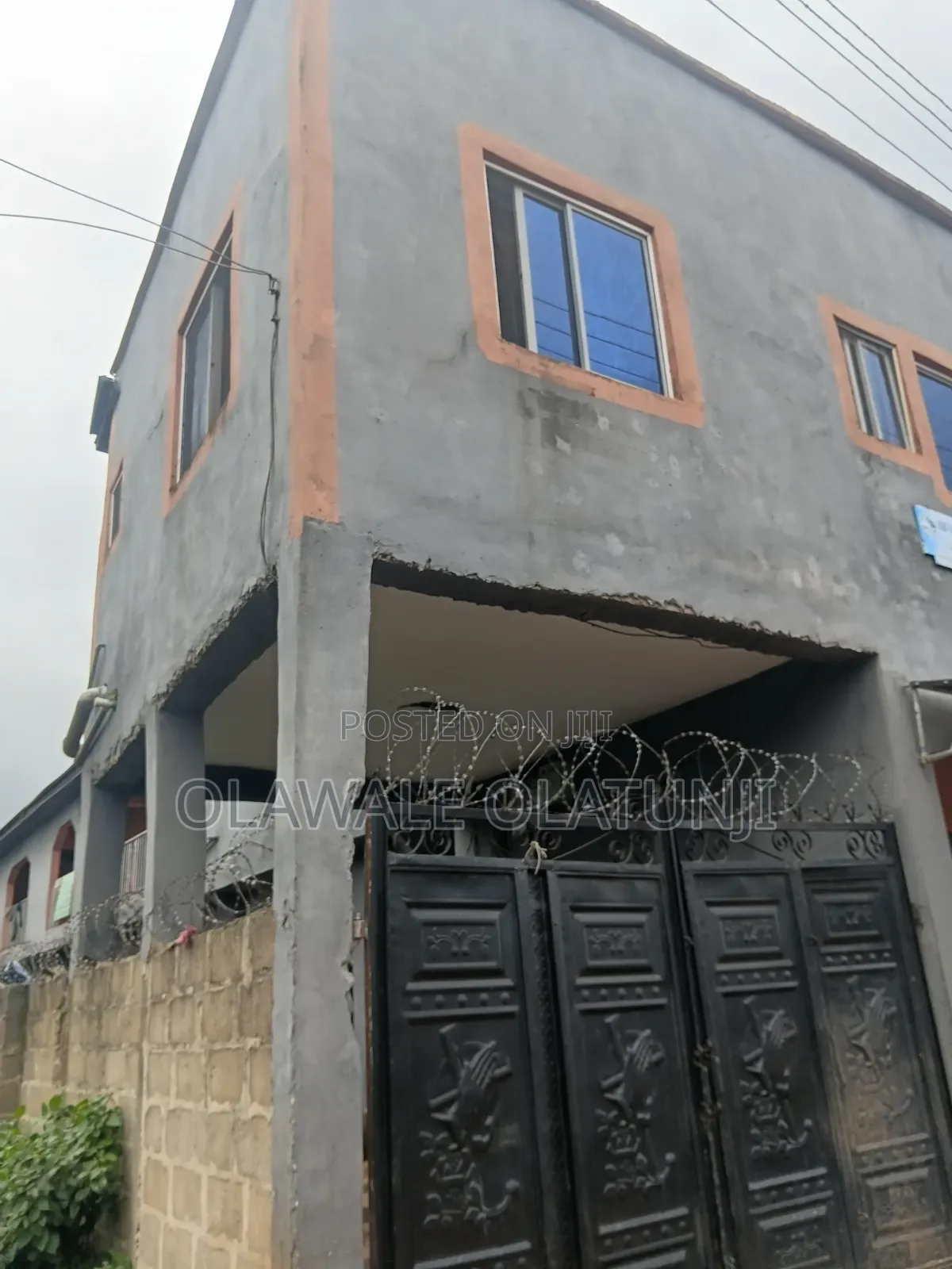 2bdrm Block of Flats in Idi Oke, Agbara-Igbesan for sale