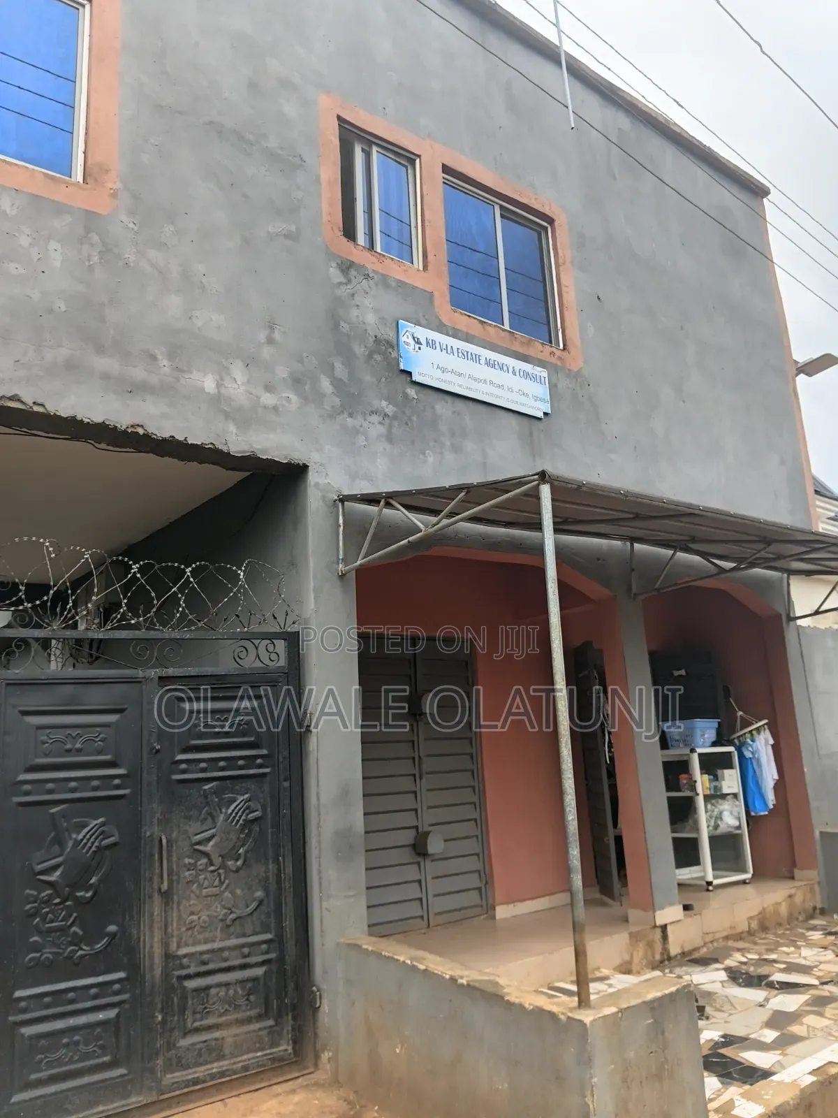 2bdrm Block of Flats in Idi Oke, Agbara-Igbesan for sale