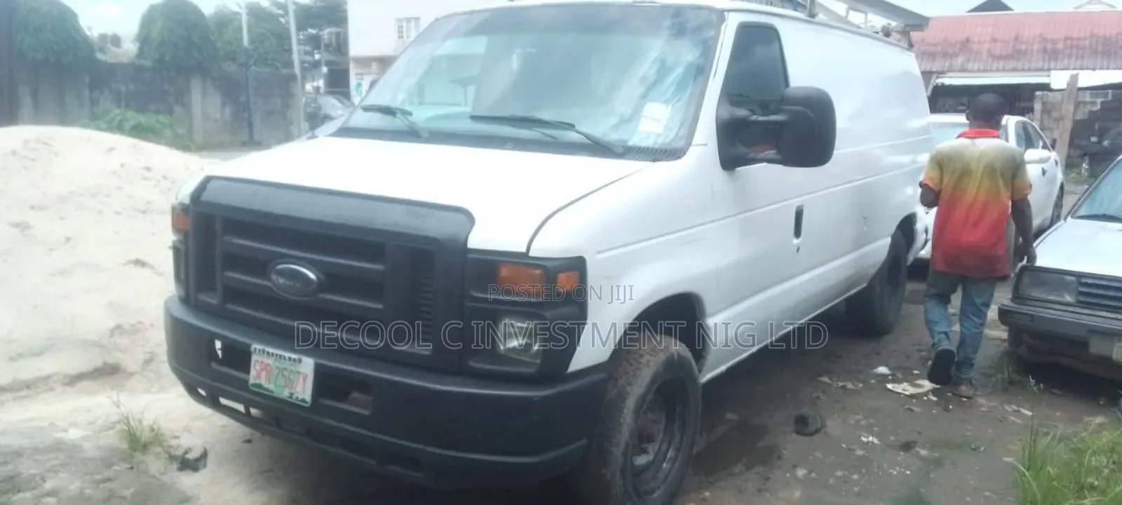 Ford E250 2012 White