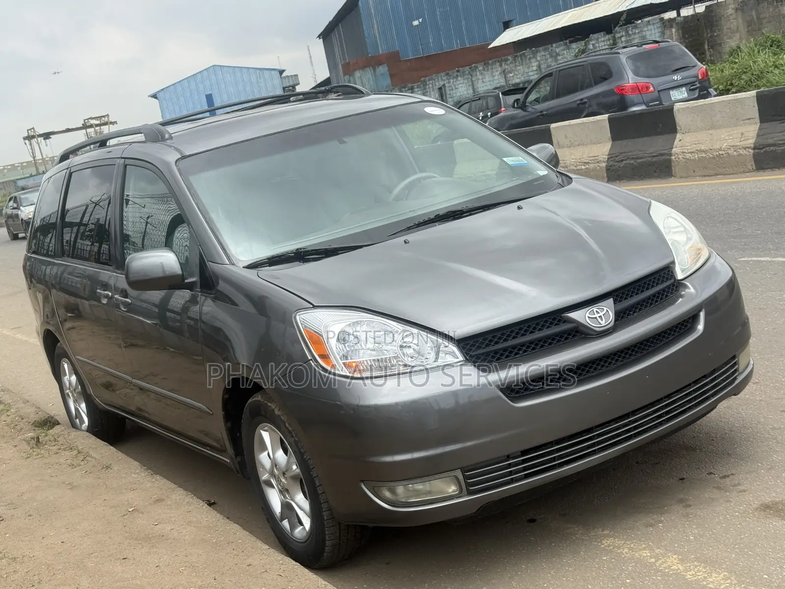 Toyota Sienna XLE 2005 Gray