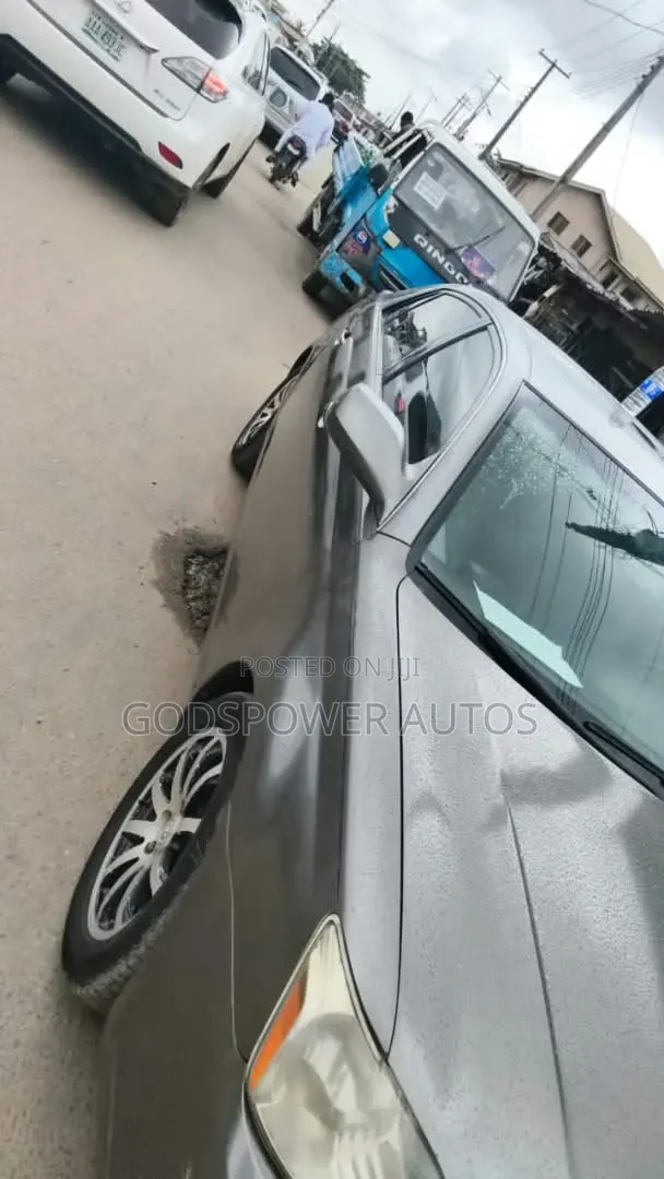 Toyota Avalon XLS Sedan FWD (3.5L 6cyl 6A) 2008 Gray