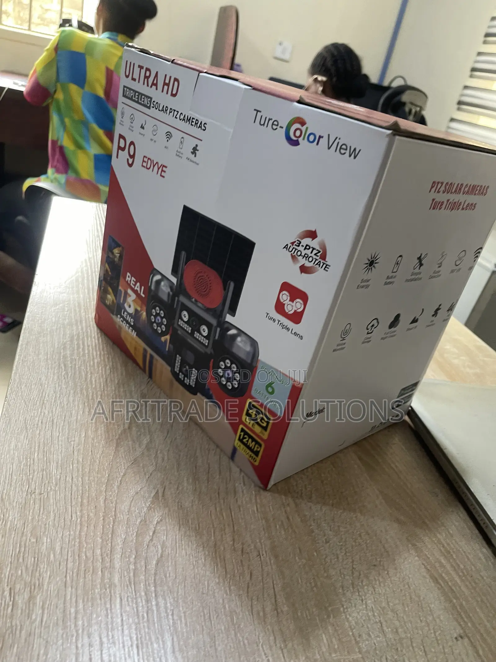Solar Powered PTZ Triple Lens Camera