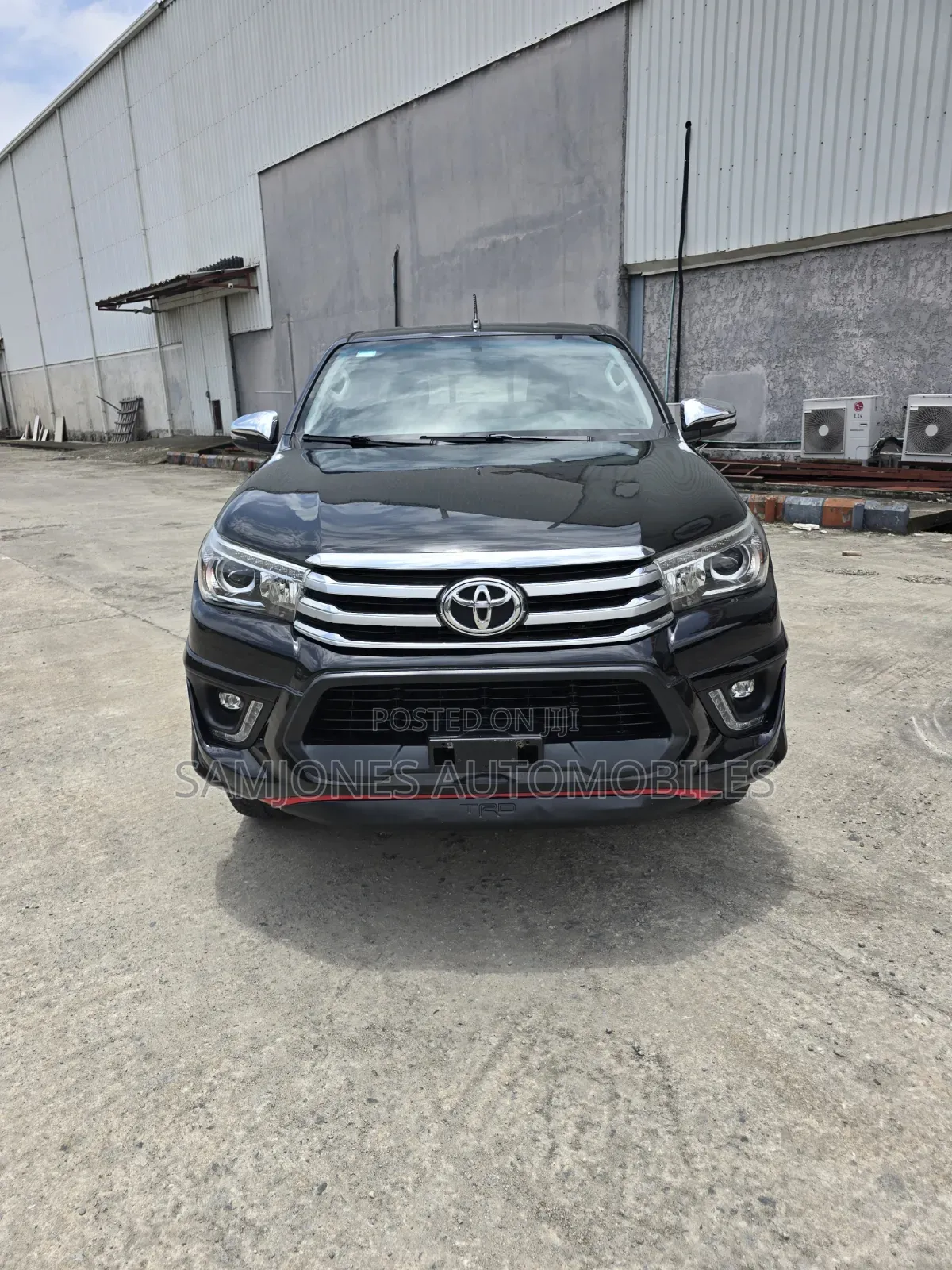 Toyota Hilux 2020 Black