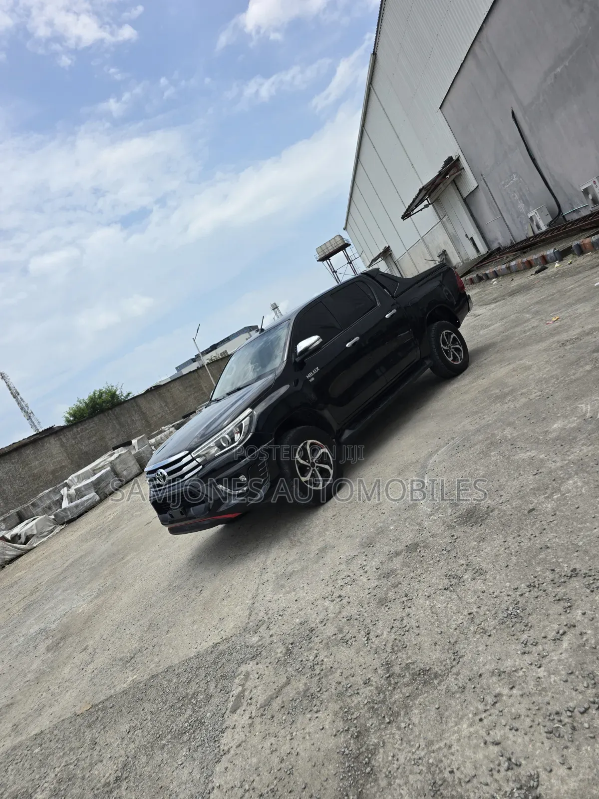 Toyota Hilux 2020 Black