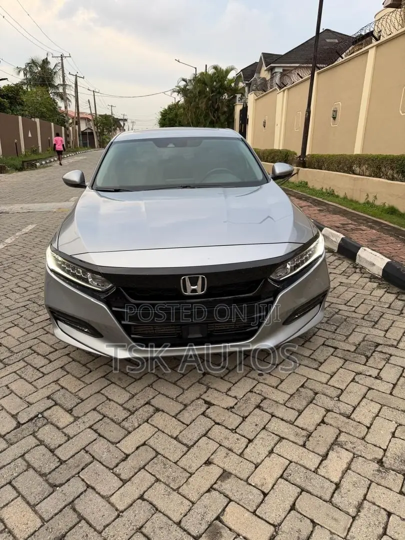 Honda Accord EX-L 2.0T 2018 Silver