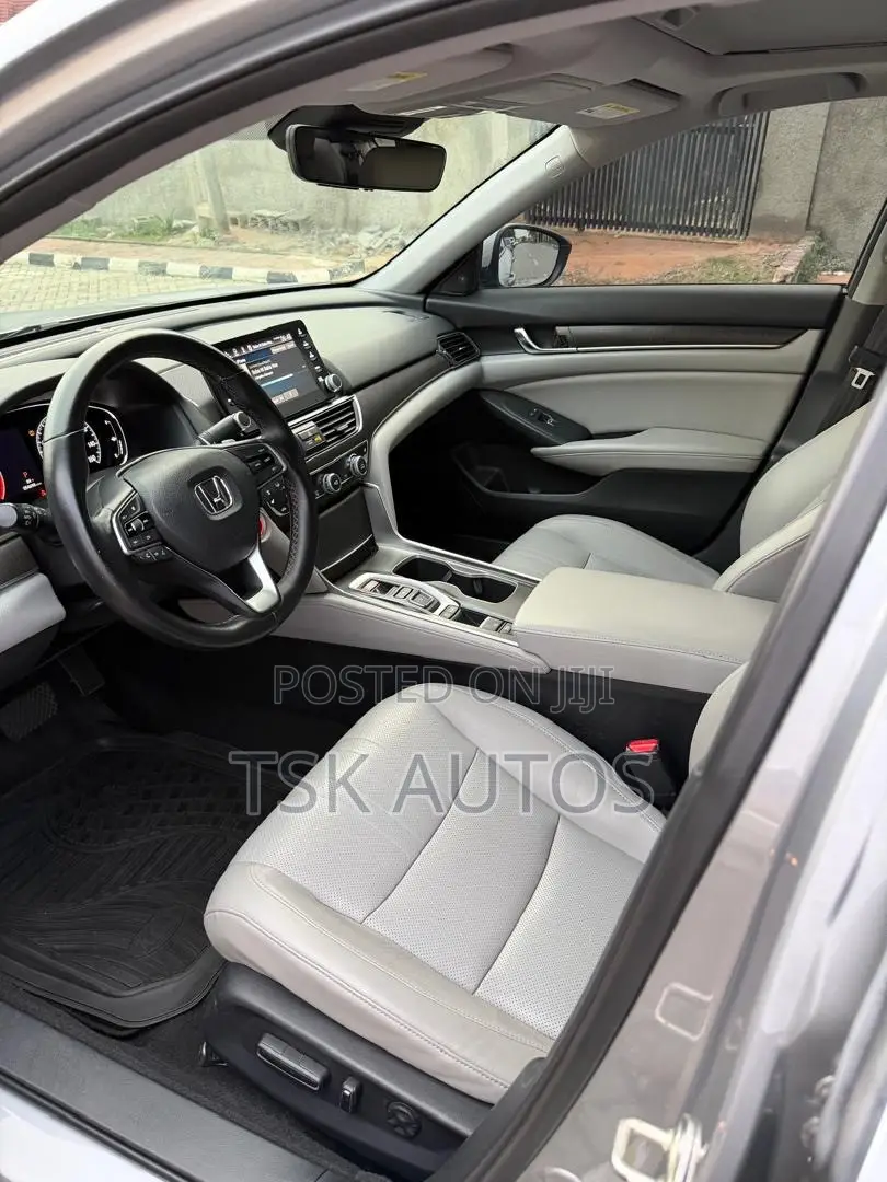 Honda Accord EX-L 2.0T 2018 Silver