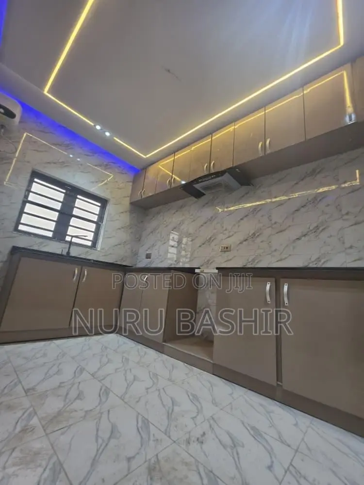 Furnished 3bdrm Bungalow in Elebu, Akala Express for sale