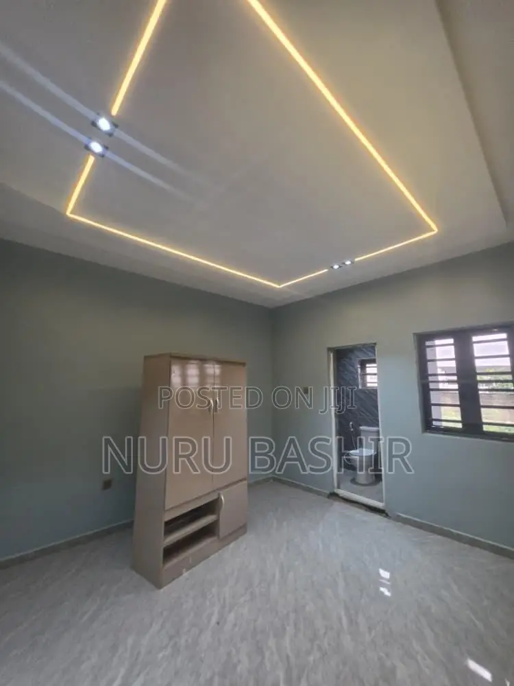Furnished 3bdrm Bungalow in Elebu, Akala Express for sale