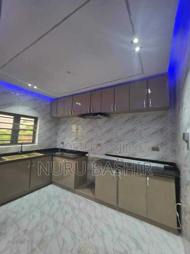 Furnished 3bdrm Bungalow in Elebu, Akala Express for sale