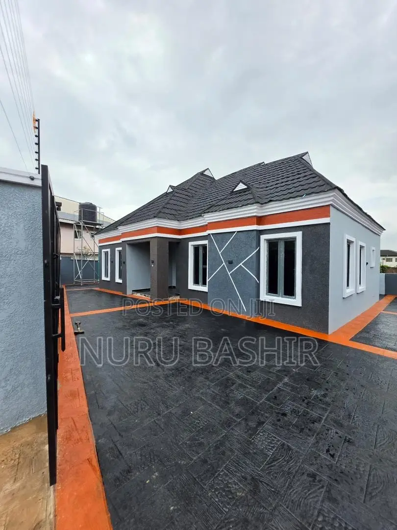 Furnished 3bdrm Bungalow in Elebu, Akala Express for sale