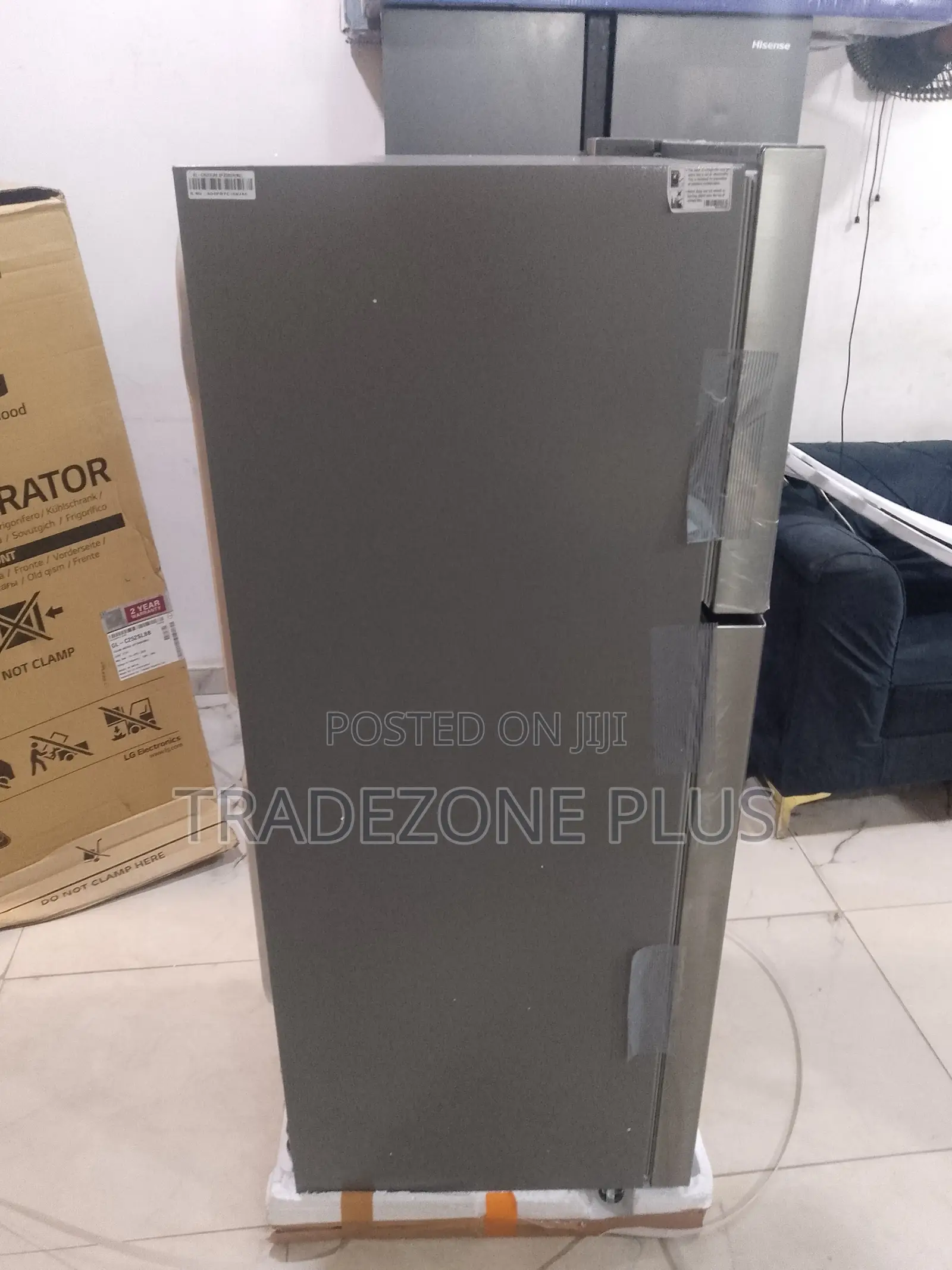 Get LG 260L Double Door Refrigerator With Inverter Technology